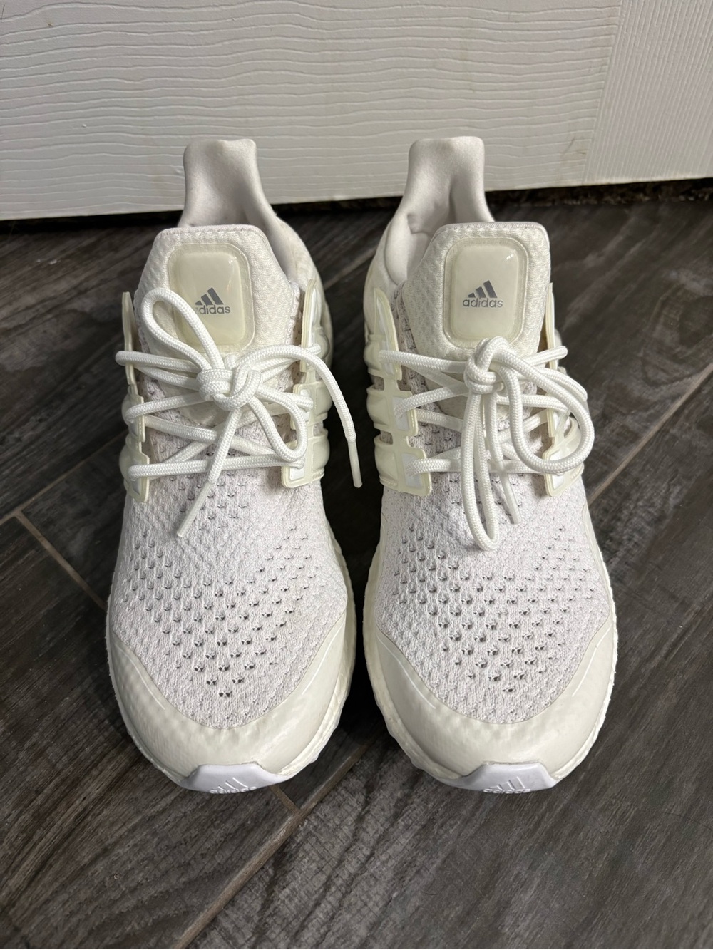 adidas sneakers size 9